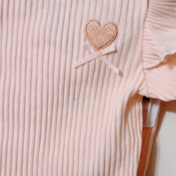 Charlotte & Star pink heart ribbed ruffle 2 piece set 0/3m and 6/9m - Picture 2 of 5